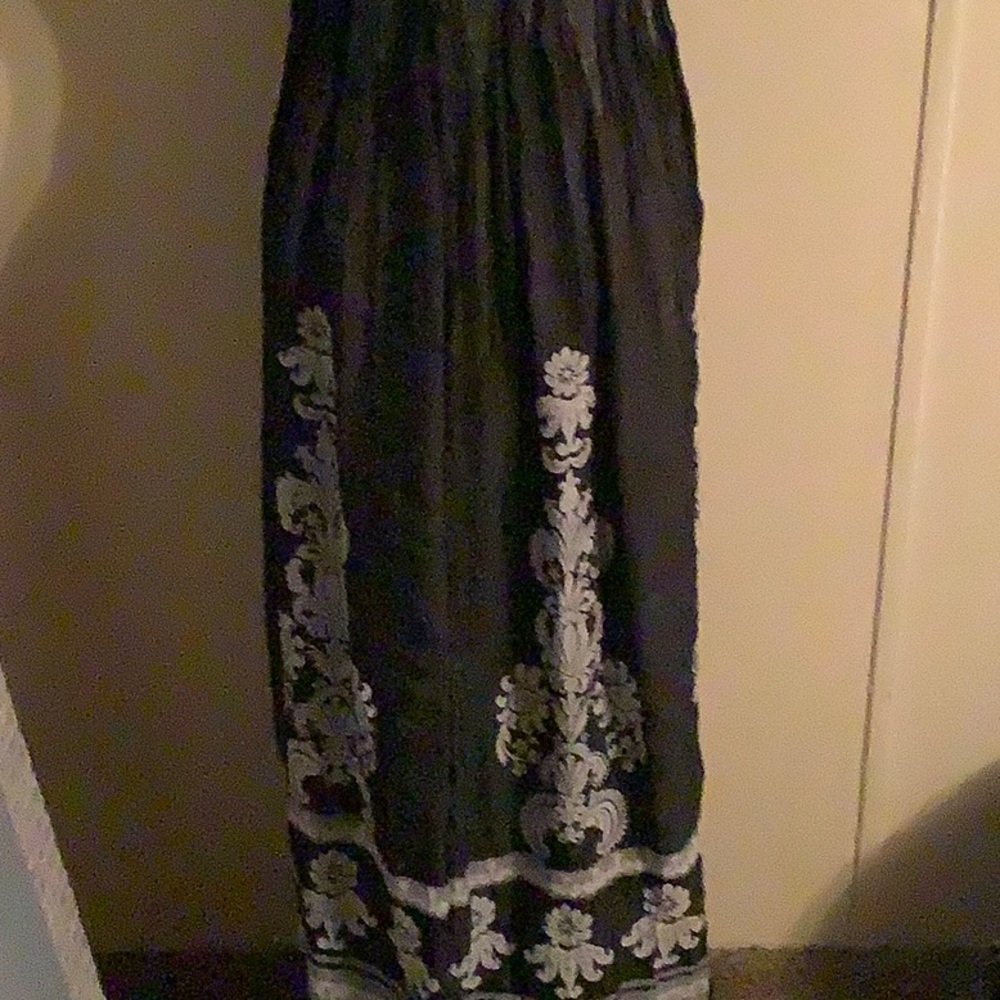 Dress - Picture 4 of 6